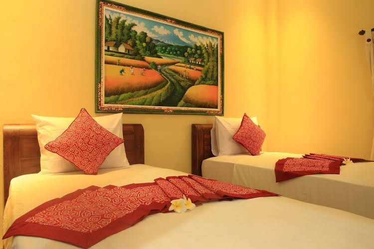 Budi House Bungalows0