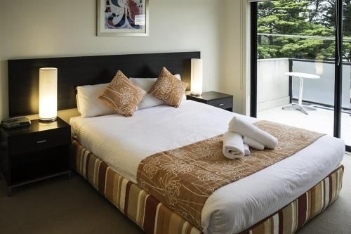 Oceanic on Thompson Apartments3
