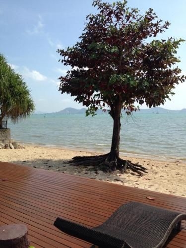 ฉลอง บีช ฟรอนต์ เรสซิเดนซ์ (Chalong Beach Front Residence)4