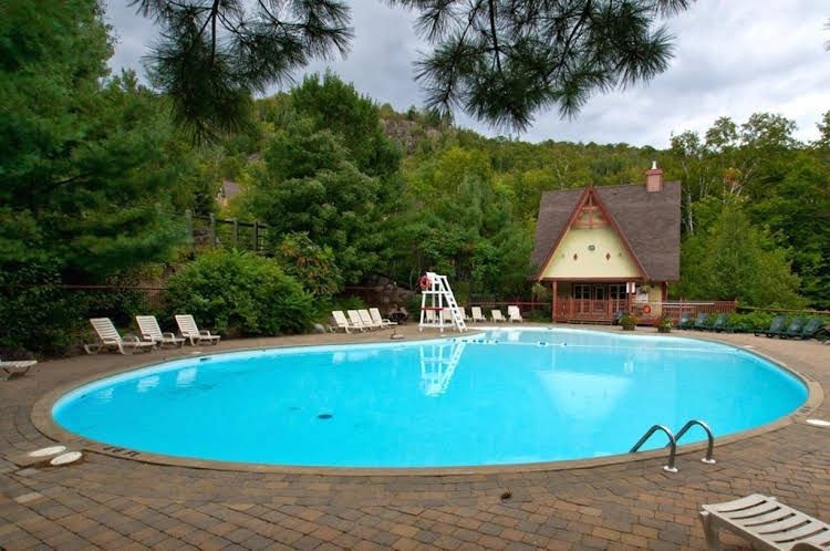Le Plateau by Rendez-Vous Tremblant0