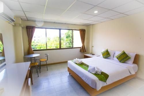 โรงแรมเซ็นทรัล เพลซ (Central Place Hotel)4