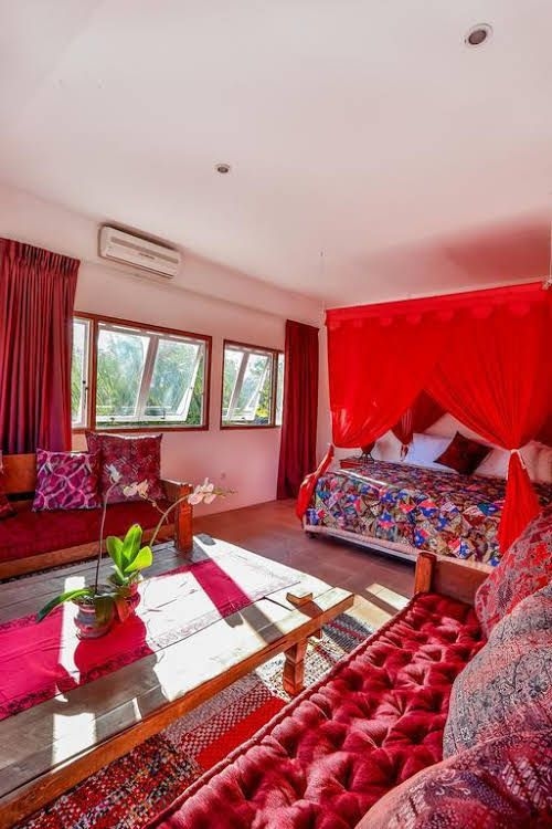 Eshina Villa0