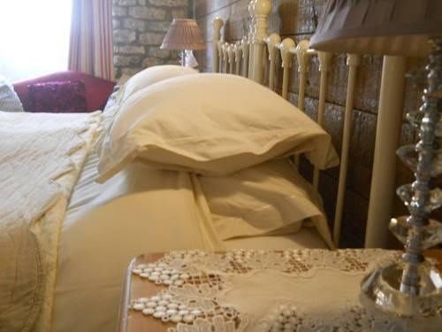 Ivy Cottage0