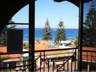 แมด มังกี้ โฮสเทล คูกีบีช (Mad Monkey Hostel Coogee Beach)0