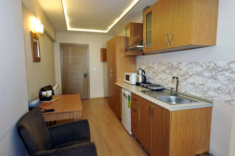 Aiza Suites0