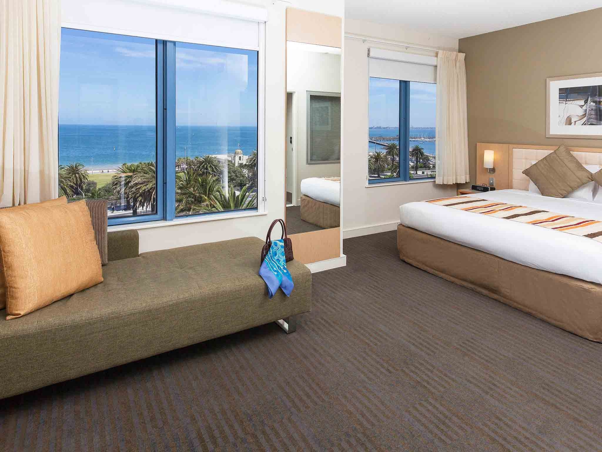Novotel Melbourne St Kilda3