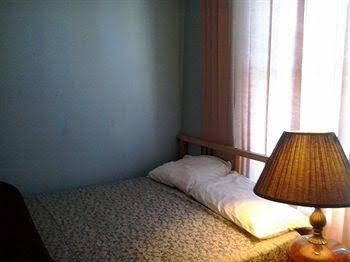 Cobourg Holiday Home0