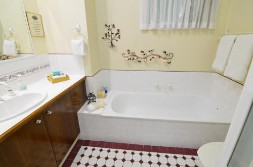 Rosevillehouse Bed & Breakfast3