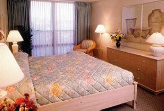 Colony Beach & Tennis Resort2