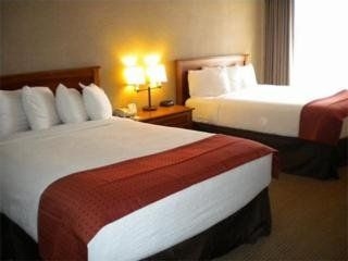 Holiday Inn Denver Cherry Creek1