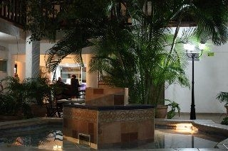 Colonial Cancun1