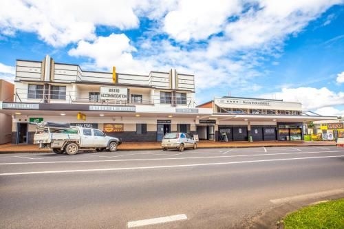 Atherton Hotel0