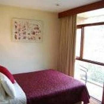 Parade Inn Parkville0