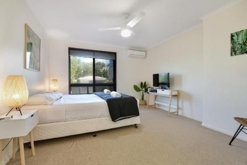 La Mer Apartments3