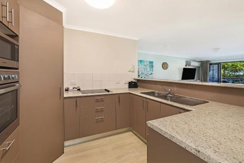 Spinnaker Apartment 6 (Spinnaker Apartments)2