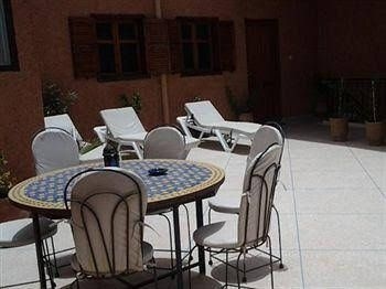 Mirleft Tayought Guest House0