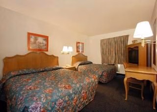 Econo Lodge1