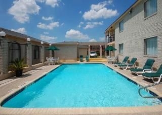 Quality Inn & Suites2