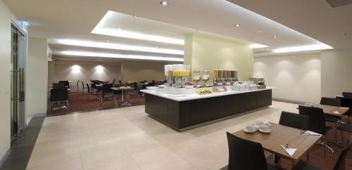 Atlantis Hotel Melbourne4