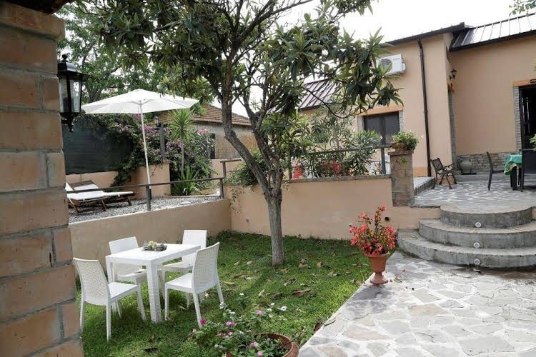 All'Ombra Del Noce B&B0