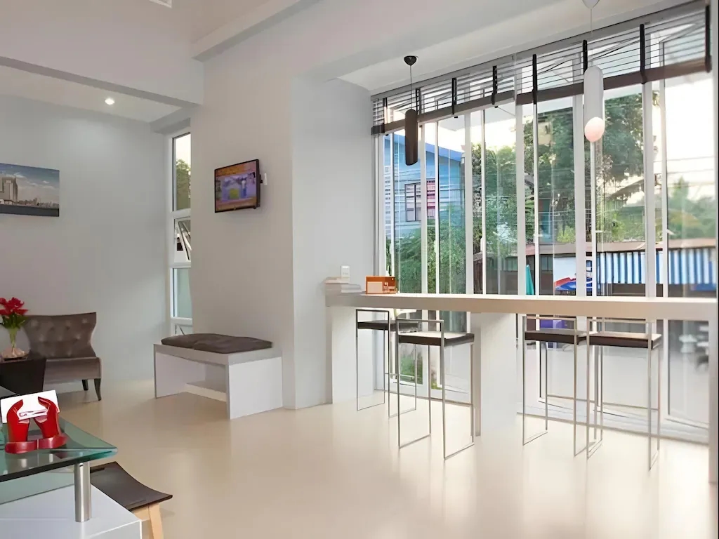 โรงแรมสุนทรีย์ เฮาส์ (Soontree House Hotel)1