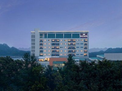 โรงแรมซานติกาโบกอ (Hotel Santika Bogor)1
