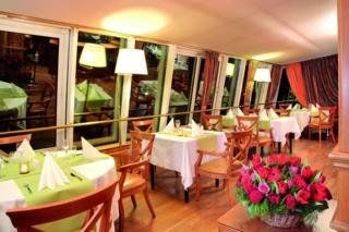 Park & Suites Elegance Geneve-Ferney Voltaire2