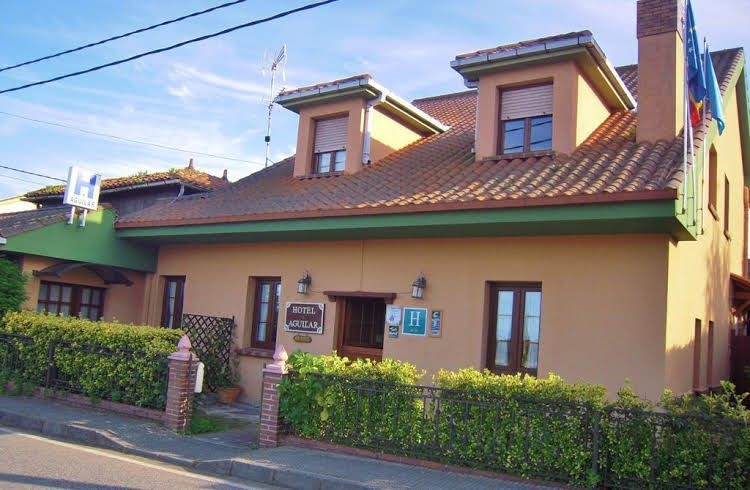 Hotel Rural Aguilar0