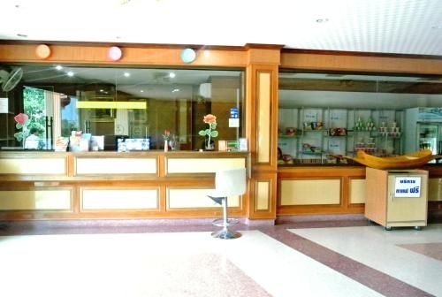 Rose Garden Hotel4