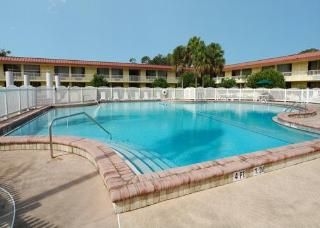 Quality Inn & Suites2