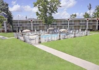 Quality Inn & Suites2