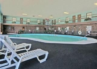 Rodeway Inn & Suites2