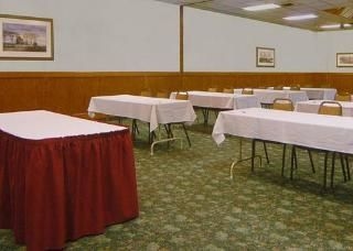 Rodeway Inn & Suites4