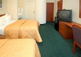 Sleep Inn & Suites2