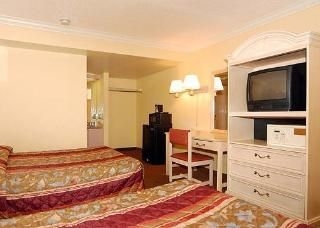 Econo Lodge1