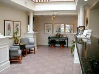 Comfort Inn & Suites3