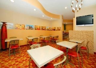 Comfort Suites4