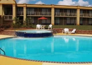 Quality Inn2