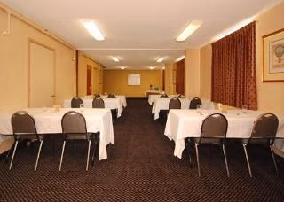 Quality Inn & Suites4
