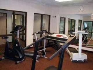 Comfort Inn & Suites4