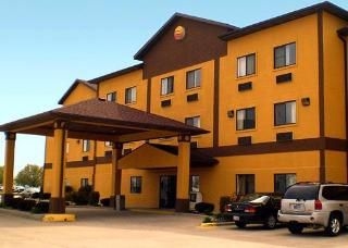 Comfort Inn & Suites0