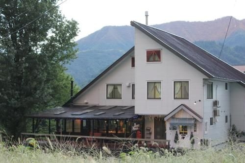 Bears House0