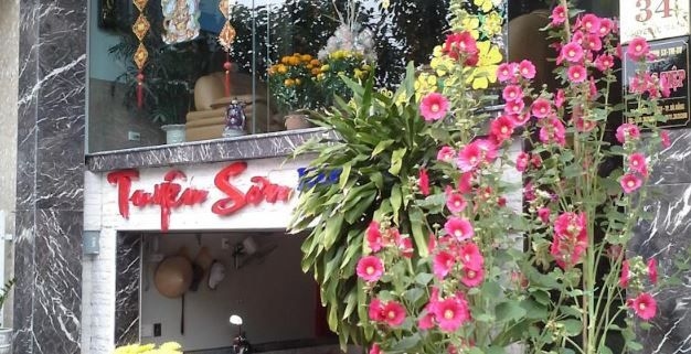 Tuyen Son Hotel1