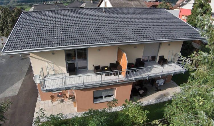 Burgls Apartmenthaus0