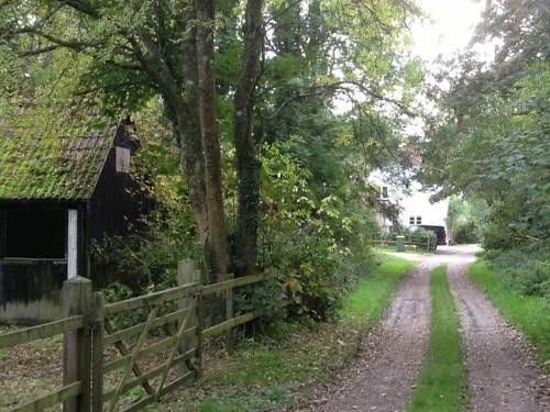 Bramble Cottage B&B0