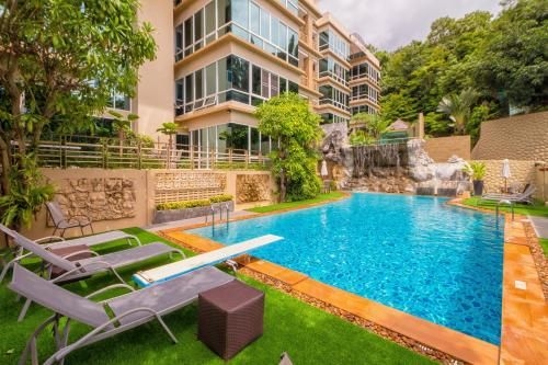 Karon View Apartments0