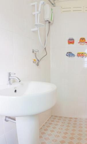 Kamin Bird Hostel2