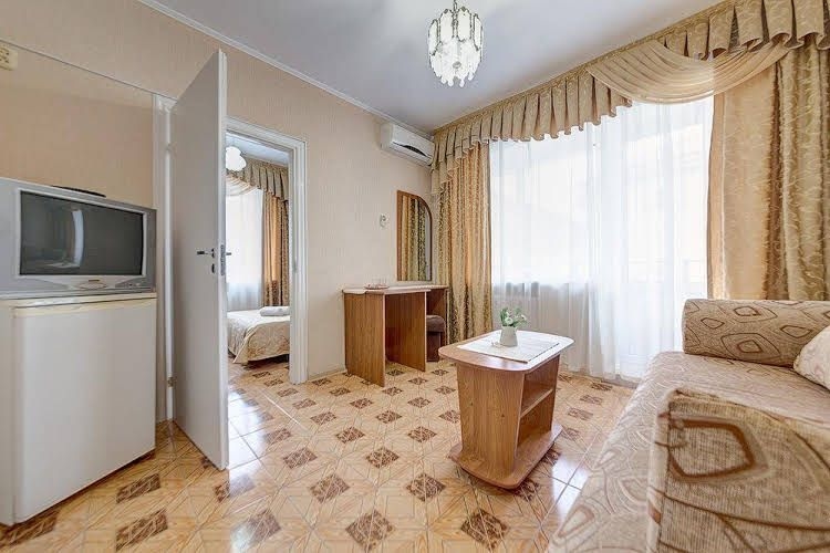 Milotel Pavel0