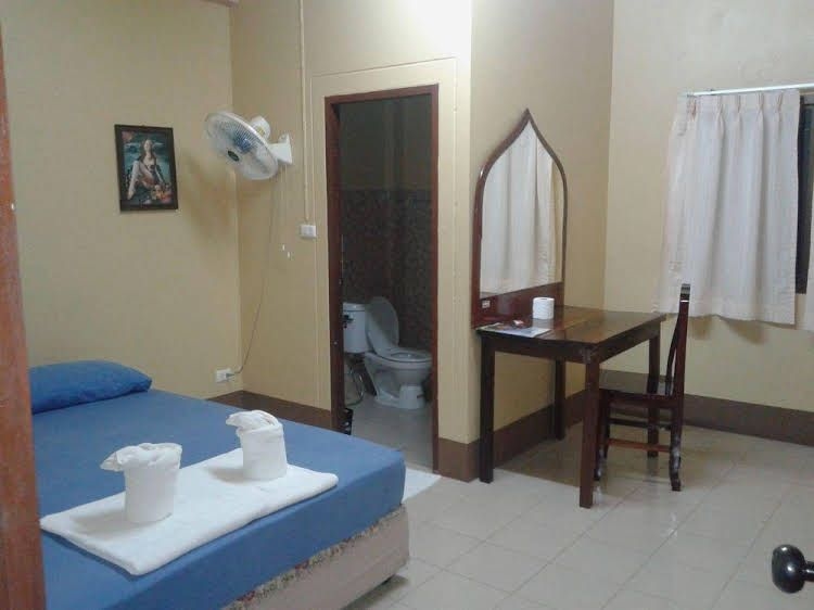 Klong Son Hotel0
