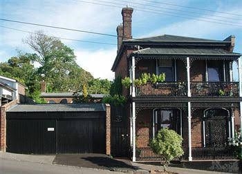 Atrium Apartment Bed & Breakfast0